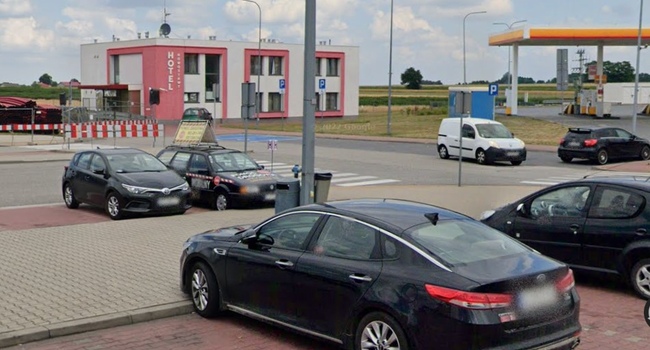 Новый отель для авто путешественников недалеко от Лодзи в Польше