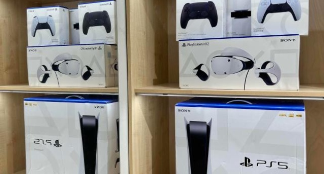 Игровая консоль Sony PlayStation 5 в комплект