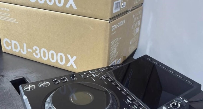 AlphaTheta XDJ-AZ, AlphaTheta OMNIS-DUO , Pioneer DJ OPUS-QUAD, Pioneer DJ XDJ-RX3, Pioneer XDJ-XZ, Pioneer DJ DDJ-FLX10, Pioneer DJ DDJ-REV7,  AlphaTheta  CDJ-3000X, Pioneer CDJ-3000, Pionee